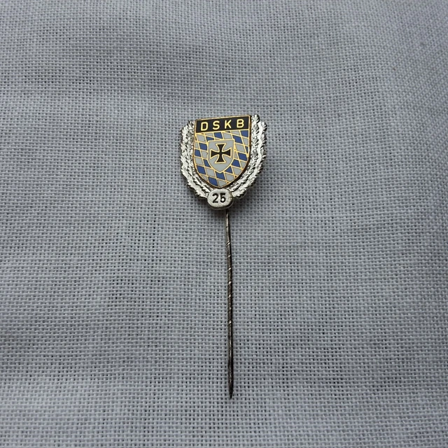 ANSTECKNADEL DSKB DEUTSCHER Schere Keglerbund 25 Jahre EUR 3,50