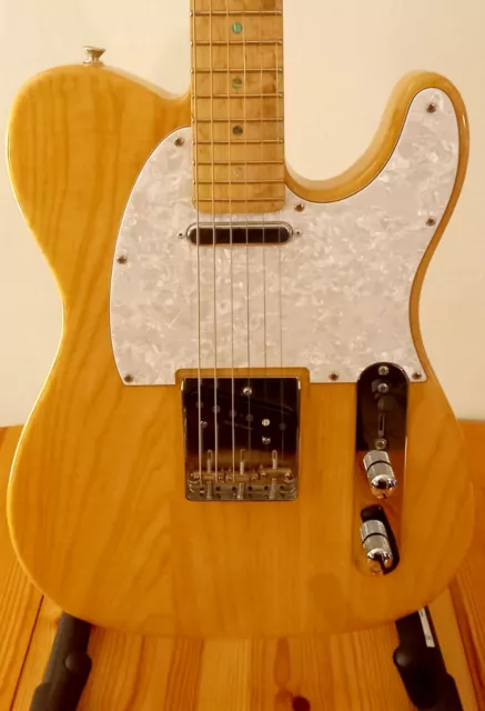 Guitare électrique Fender Telecaster . série limitée LITE ASH "birdeyes" (Korée)