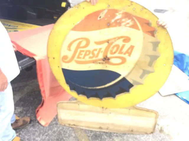 Vintage Metal Pepsi-Cola Single Dot Yellow Bottle Cap Sign SODA GAS OIL