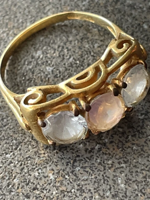 Ring mit 3 Aquamarine-Steinen