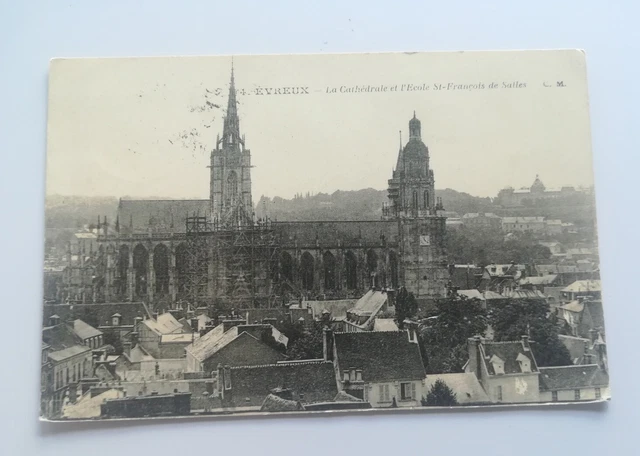Cpa 27 Evreux - La Cathedrale Et L'ecole St Francois De Salles