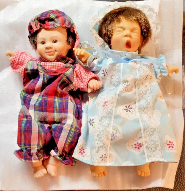 Vintage Gi-Go Toys 8" Doll Pals Lot of 2 Bean Bag Kids GIGO Baby Expressions