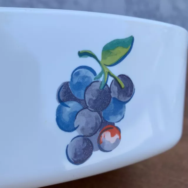Corning Ware Corelle- Grapes Fruit Basket Design 1.51 Liter Casserole Dish 2