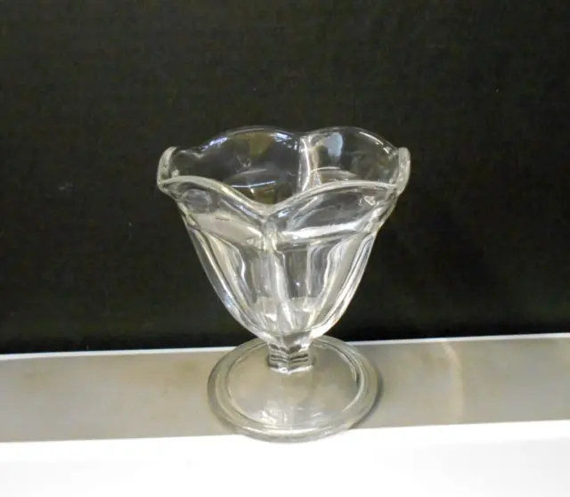 One Vintage Tulip Glass Clear Ice Cream Sundae Dish Footed 4" Tall