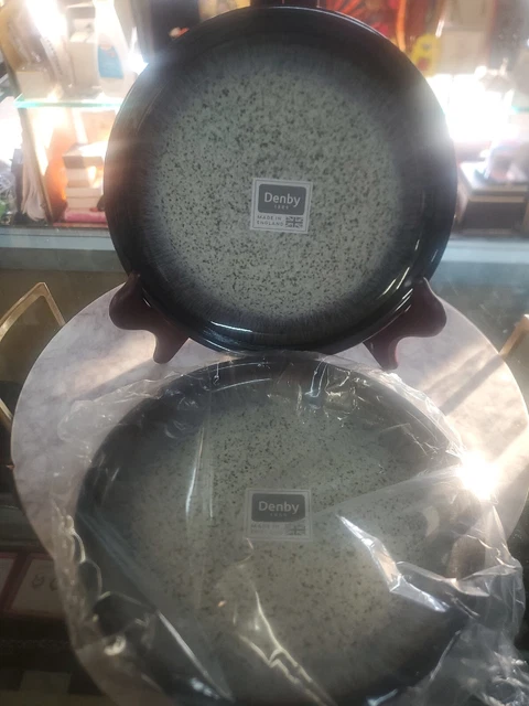 NEW Denby Halo Black & Gray Med Coupe 8.25" (2) Salad Plates