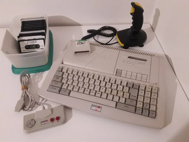 AMSTRAD CPC 464 plus + 2 Manettes + 33 Jeux - sans ecran EUR 91,00 - FR