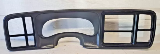 03-06 Suburban Tahoe Yukon Silverado Sierra Dash Trim Radio Speedometer Bezel