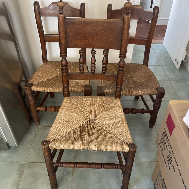 3x Antique/Vintage Oak & Rush Seat Turned Leg Wide Dining/ Bedroom Chairs