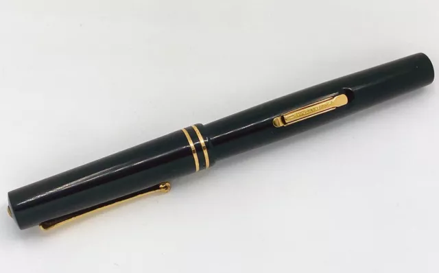 Delta Astra 1995 Limited Collector's Edition Fountain Pen, 18k Gold Nib, Medium.