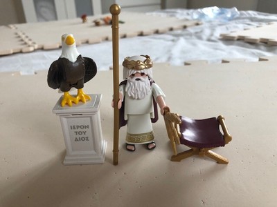 Playmobil 9149 – Zeus – Roi Des Dieux Grecs – Avec Sceptre, Foudre Et Aigle – Figurine De Collection – Dès 5 Ans
