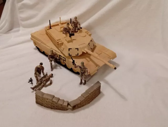 World Peacekeepers Combat Tank Et Action Figures