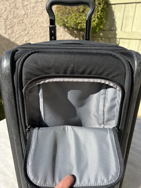 TUMI Alpha 3 International Dual Access 4 wheeled Carry On Suitcase black Spinner 6