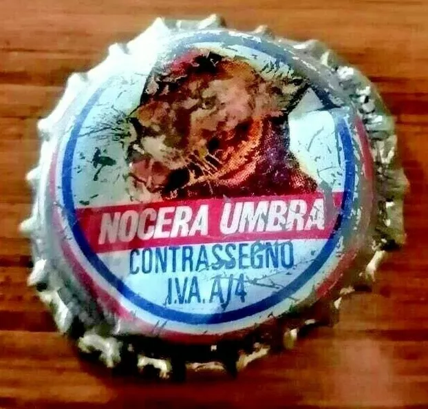 Acqua NOCERA UMBRA Perugia  TAPPO CORONA KRONKORKEN CHAPAS CROWN CAPS '60