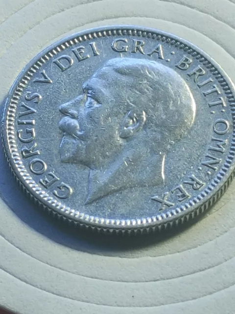 AU 1927 English UK  Silver King George V One Shilling w Holder.