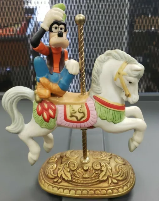 New England Collector's Society  -  Disney Character Carousel -  GOOFY  -