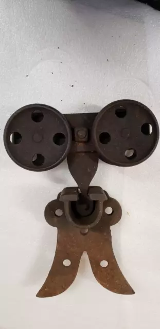 Antique Vintage Cast Iron  Barn Door Roller Farm Tool 3