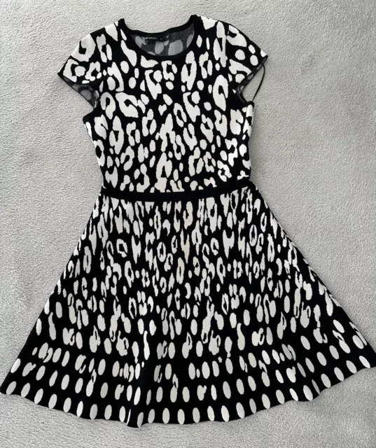 KM Karen Millen Leopard Animal Skater Knit Fit Flare Dress S 8 10 Black White