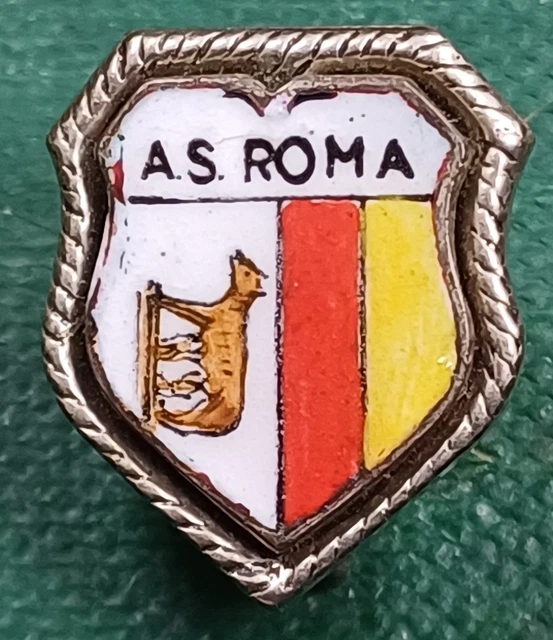 La rovesciata di Parola compie 70 anni: la foto simbolo del calcio e delle figurine Panini