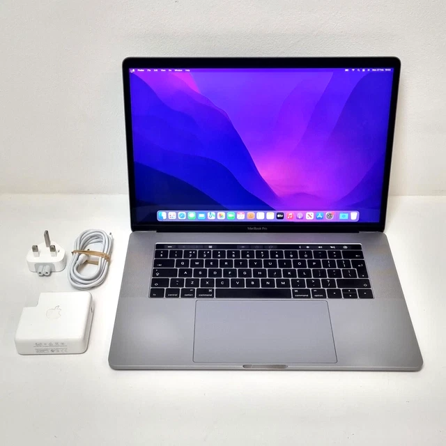Apple MacBook Pro 15 Intel i7 16 GB RAM 512 GB Radeon Pro 455 Touch/Fine 2016 A1707
