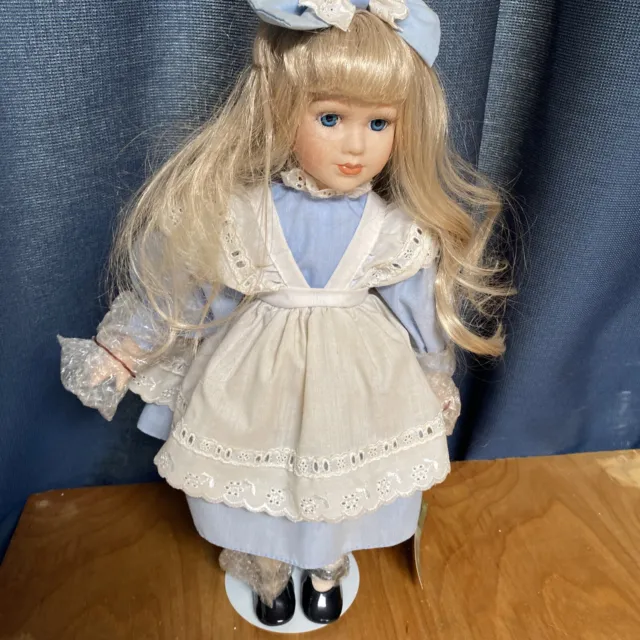 Seymour Mann Connoisseur Collection Porcelain Doll "Alice In Wonderland" 16''