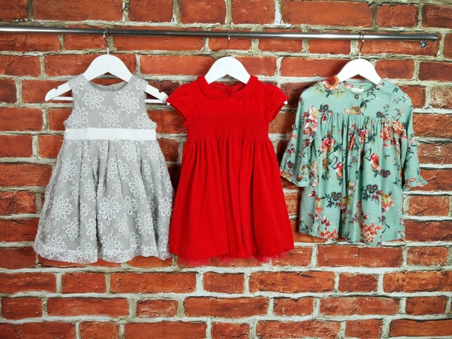 Pacchetto Bambine Età 12-18 Mesi Next M&S Abito Per Cura Madre Courduroy Rosso 86Cm