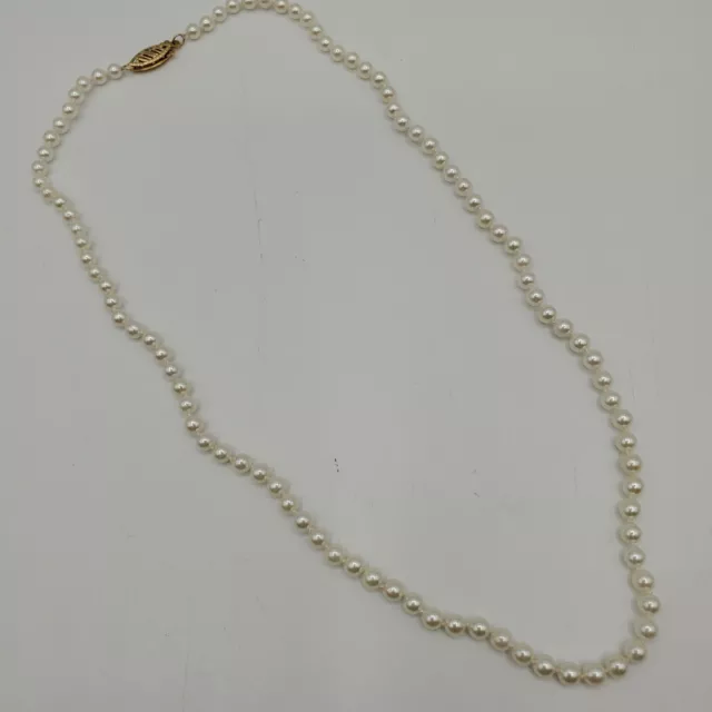 14K Yellow Gold Clasp Pearl Necklace  16 In