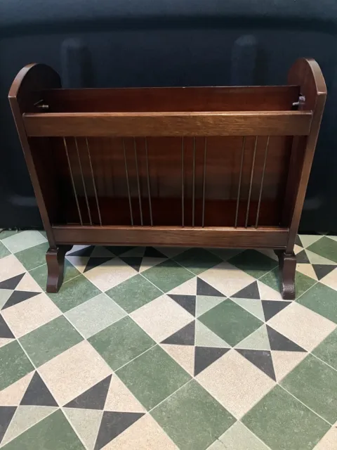 Vintage MCM magazine Rack / Side table