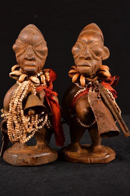 22104 A Primitive African Ibeji Twin Statue Nigeria
