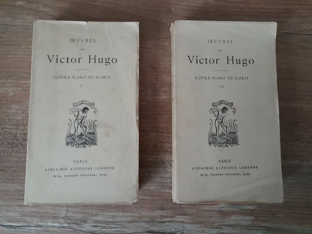 LIVRE VICTOR HUGO Notre Dame de Paris deux tomes 1948 EUR 8,00