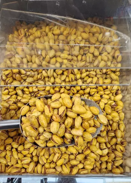 Roasted Pistachio nuts ( saffron flavour) 1kg and 500g