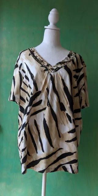 Alfred Dunner Womens Top 2X Beaded V-Neck T-Shirt Stretch Blouse Zebra Print EUC