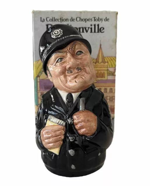 Royal Doulton Doultonville Collection - Sgt Peeler The Policeman D6720 1984 MIB