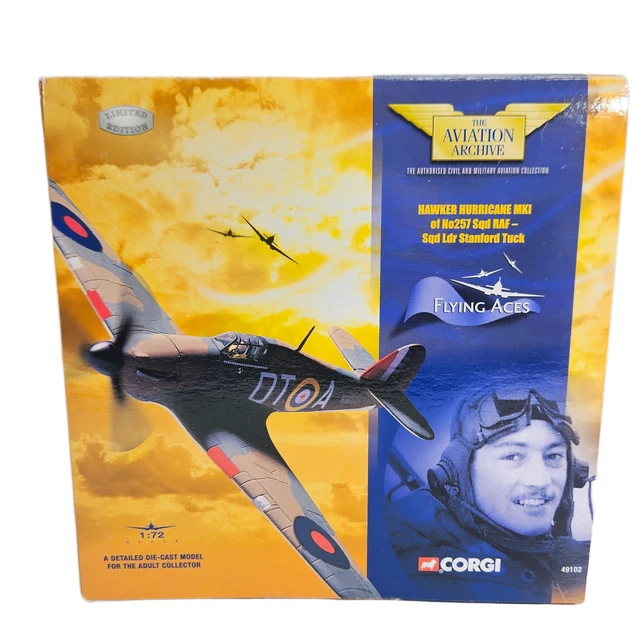 CORGI AVIATION HAWKER Hurricane MK1 RAF Sqd Ldr Peter Townsend EUR 15
