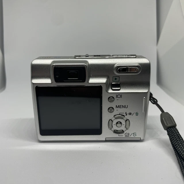 KONICA MINOLTA DIMAGE X50 5.0MP Compact Digital Camera Silver UNTESTED