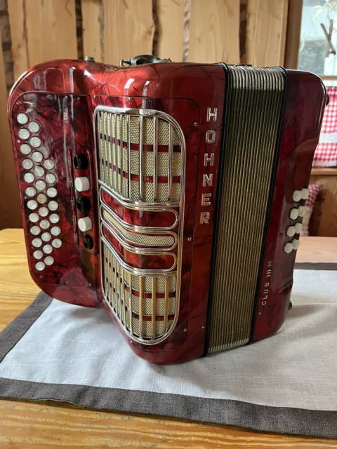 Hohner Harmonika Akkordeon diadonisch Club IIIM Rot C/F