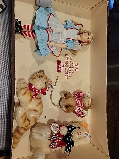 シュタイフ   1986 Alice & HerFriends s-l1200.jpg