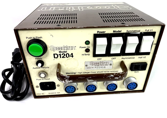 Speedotron D1204 Brown Line Camera Light 1200 Watt Travel Power Pack/PWR Supply