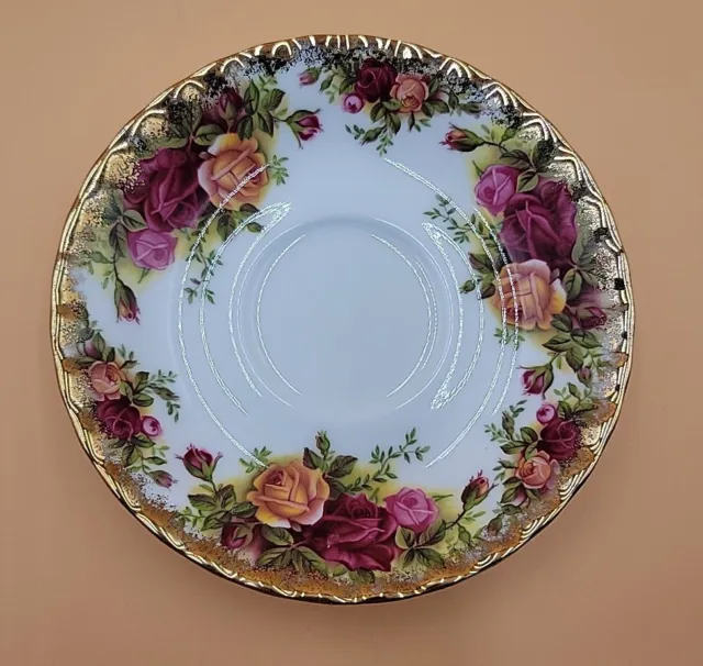 Royal Albert Old Country Roses Round Saucer Plate Bone China England 5.5"
