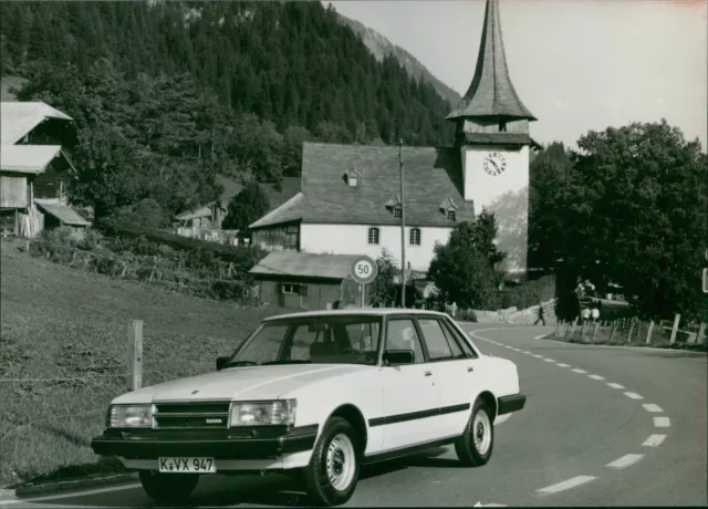 Toyota Cressida GLi-6 - Vintage Photograph 3092865