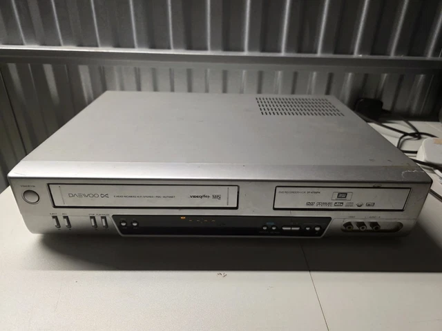 Daewoo 32DE04HL2 (29109173 10139854) televisore ricambi