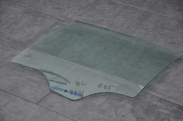 Vitre Fixe BMW E90 – Porte Arrière Droite, Verre D’origine, Référence 51347060212, Occasion