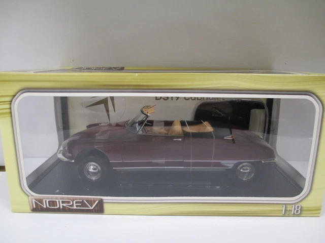 Miniature Norev 1/43 Citroën DS 19 Cabriolet 1963 - Couleur Bordeaux - État Neuf Sous Blister - Occasion