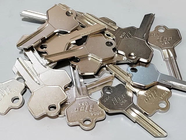 Paquet De 50 Clés Vierges ILCO L1054G-FR2 - Non Coupées, Pour Duplication