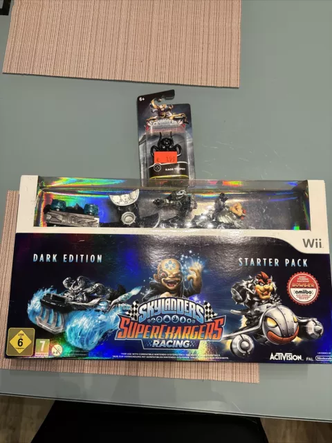 Skylanders SuperChargers [Starter Pack] - Dark Edition (Nintendo Wii) Spiel Game