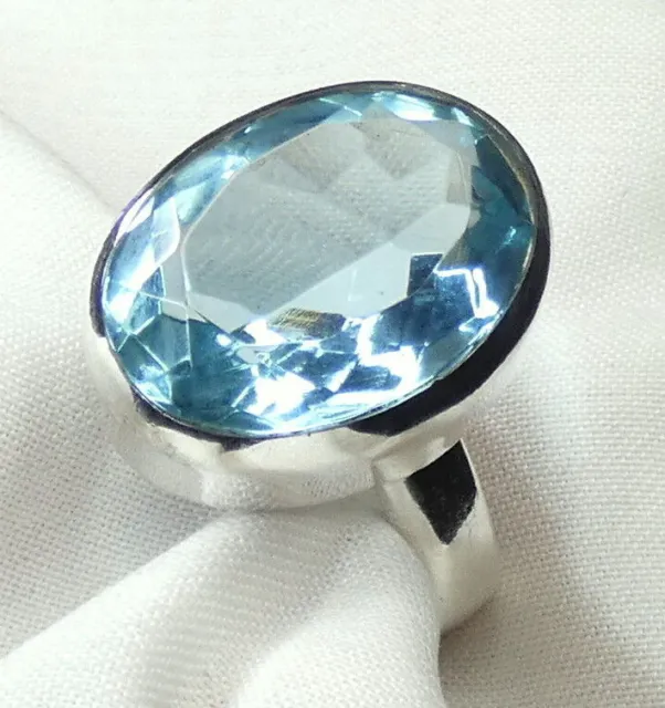Ring 925 Silber, großer facettierter Blautopas - modisches Design, ver. Gr. NEU