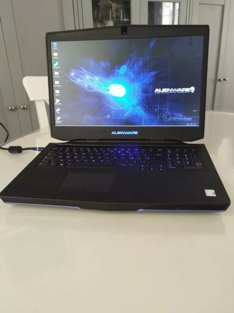 Alienware 17  2014 i7-4700MQ  GTX 880M