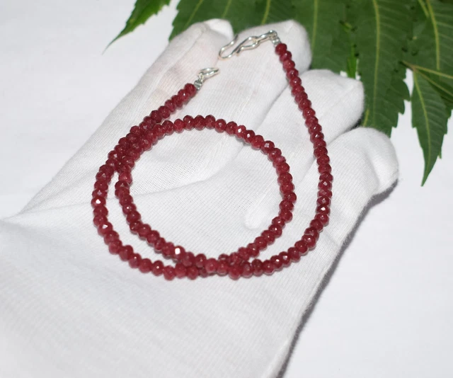 Collier Vintage En Opaline Blanche Et Perles Céramique Rouge - Ancien Bijou