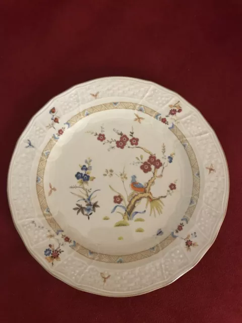 Mikasa Fine Ivory Plate. Shangri-La D 1001, Japan. 2