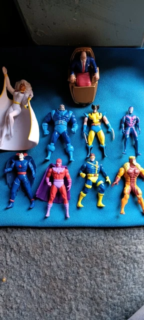 Vintage Lot Of 8 1994 Toy Biz Marvel Mini Metal Figures