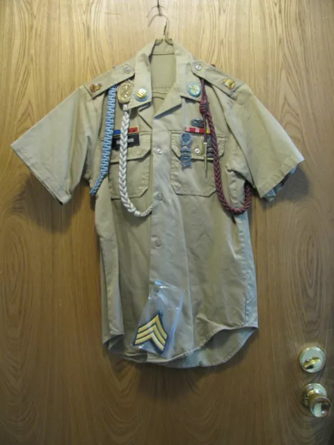 VIETNAM ERA U.S. Army 3Rd I.d. Tan Shirt W/ Lots Of Insignia (Airborne ...
